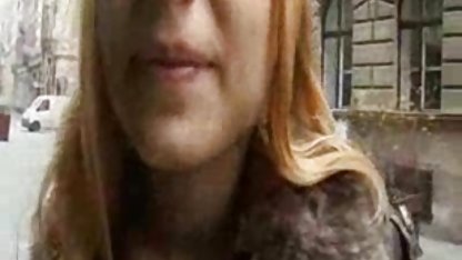 Melekat pada kotak mainan untuk bersenang-senang mengatakan: video sex jepang gratis
